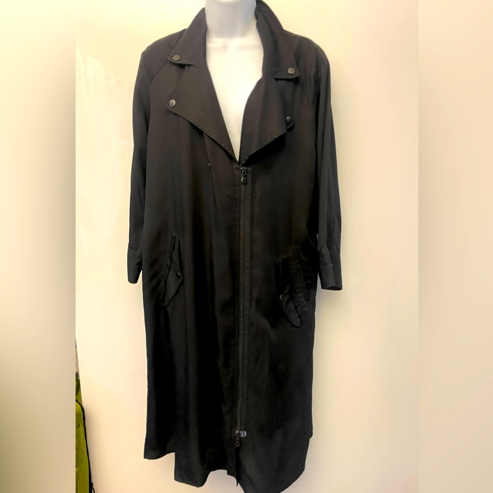 Black 3/4 sleeve lightweight tencel zip front trench size 4